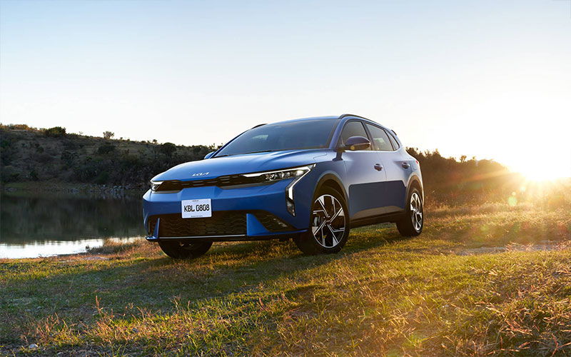 KIA k3-hatchback
